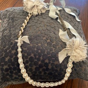 LANVIN cream, gold chain, pearl ribbon, long necklace